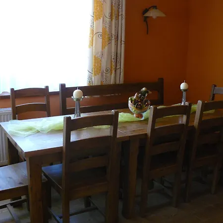 山林小屋 Hldocin, Uhliska, Ostrazica, Zmrazov *