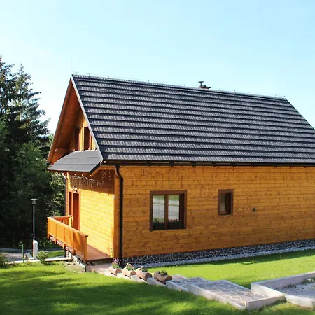 Hldocin, Uhliska, Ostrazica, Zmrazov 山林小屋