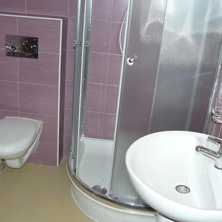 Hldocin, Uhliska, Ostrazica, Zmrazov Nižná