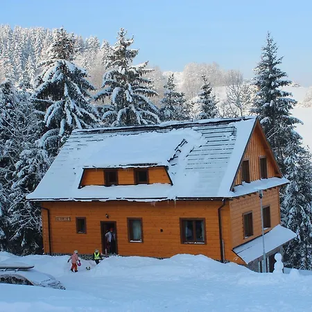 Lodge Hldocin, Uhliska, Ostrazica, Zmrazov