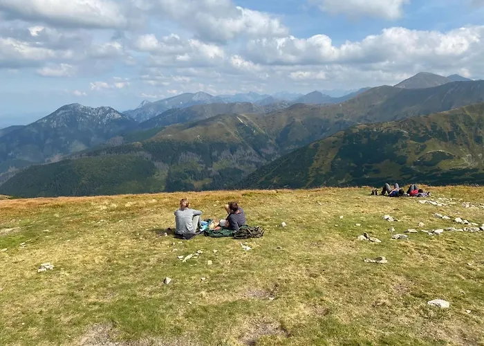 Hldocin, Uhliska, Ostrazica, Zmrazov * Nižná
